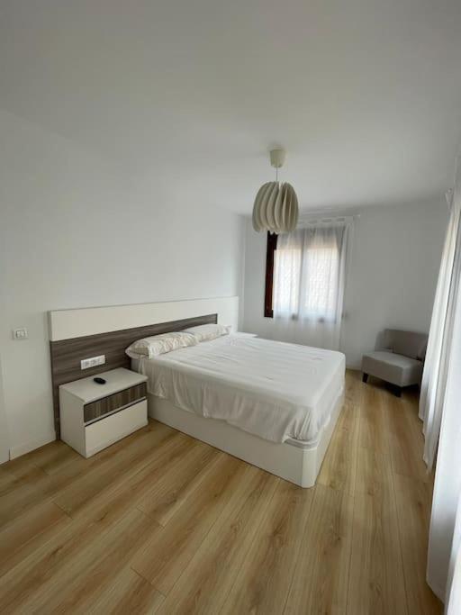 تيرويل Apartamento Las Vistas المظهر الخارجي الصورة